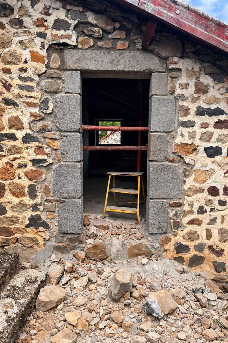 Imitation pierre après